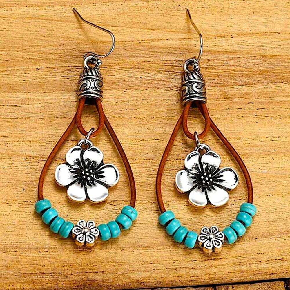 Silver Vintage Handmade Turquoise Daisy Dangle Earrings - Picture 4 of 6